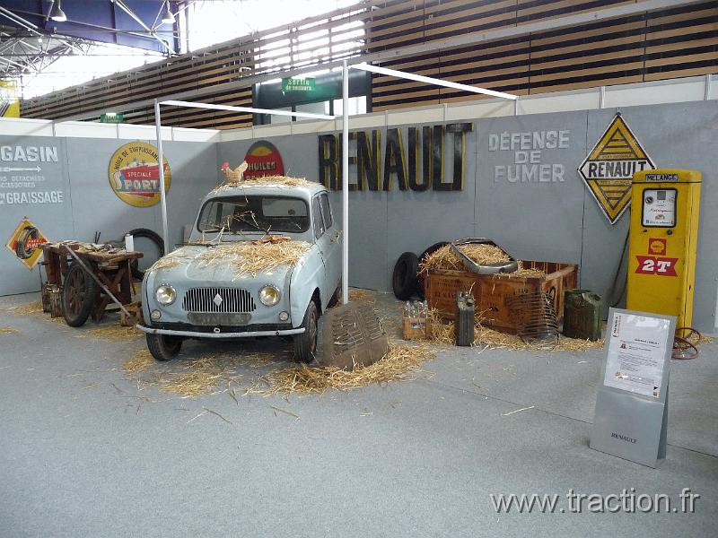 Epoquauto (57).JPG - 05/11/2010 - 69000 LYONƒPOQU'AUTO32�me Salon International Autos & Motos AnciennesRENAULT - LE GARAGE ÇÊOUBLIƒ È